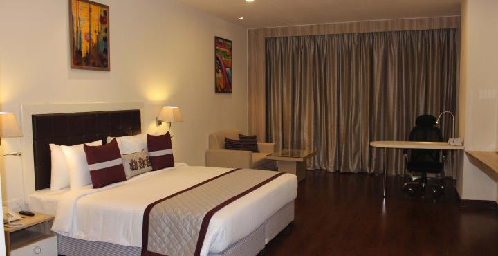 Xenious World Square Hotel